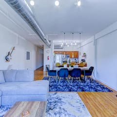 Walkable Downtown Location- Luxe Loft w/ free gated parking (Loft# 301)