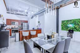 Walkable Downtown Location - Luxe Loft w/ free gated parking (Loft #107)