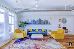 Walkable Downtown Location - Luxe Loft w/ free gated parking (Loft#208)