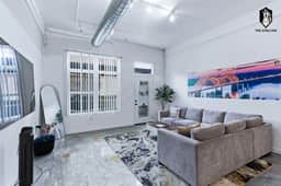 Luxury Spacious 2BD with Patio in the heart of the Downtown (Loft#103) - Image 3