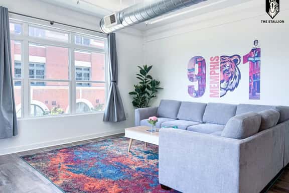 Vibrant Memphis" Loft - Steps from Main St/Museums (Loft 210) - Image 1