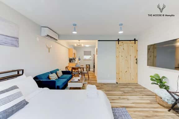 Luxe Modern loft w/ King Bed, Free Parking & Fast WiFi (Suite 11) - Image 1