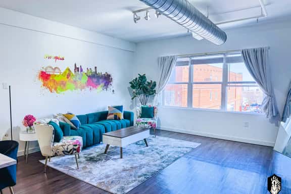 Luxury Spacious 2BD in the heart of the Downtown (Loft#302) - Image 1