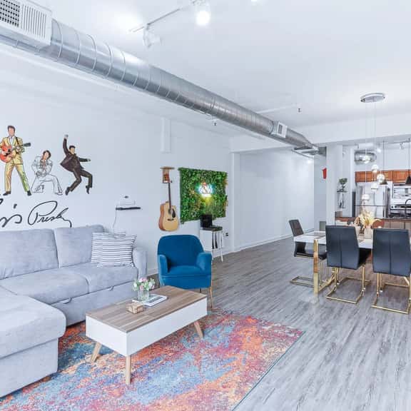 Elvis - The Legend" Loft - Steps from Downtown Attractions (Loft 308) - Image 1