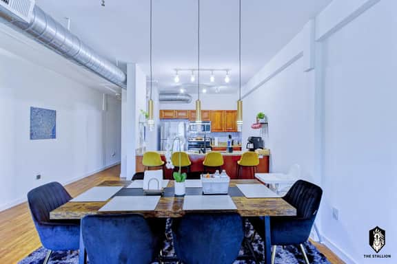 Walkable Downtown Location- Luxe Loft w/ free gated parking (Loft# 301)